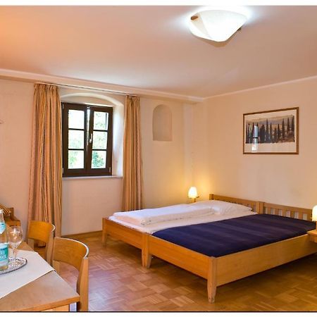 Gasthaus Ochsenwirt Landshut Oda fotoğraf